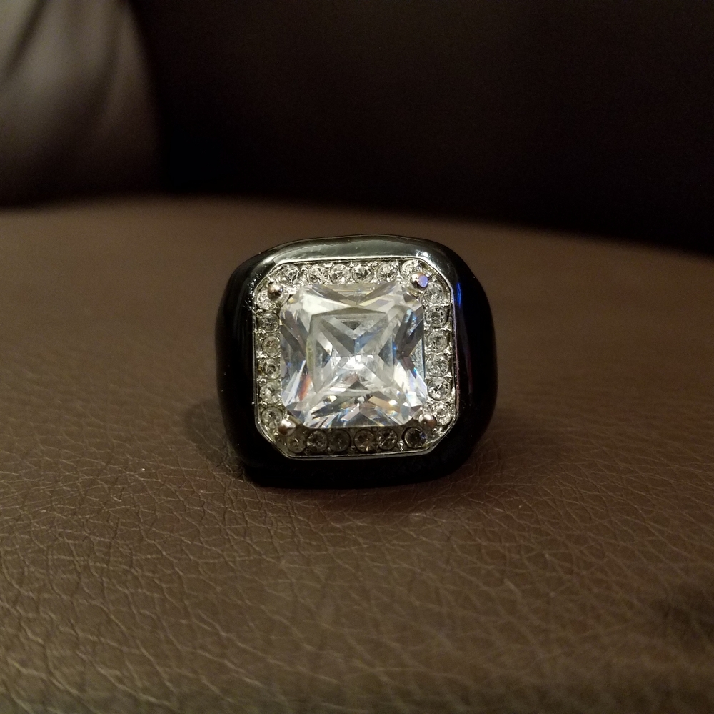 Gemstone Statement Ring - image 4